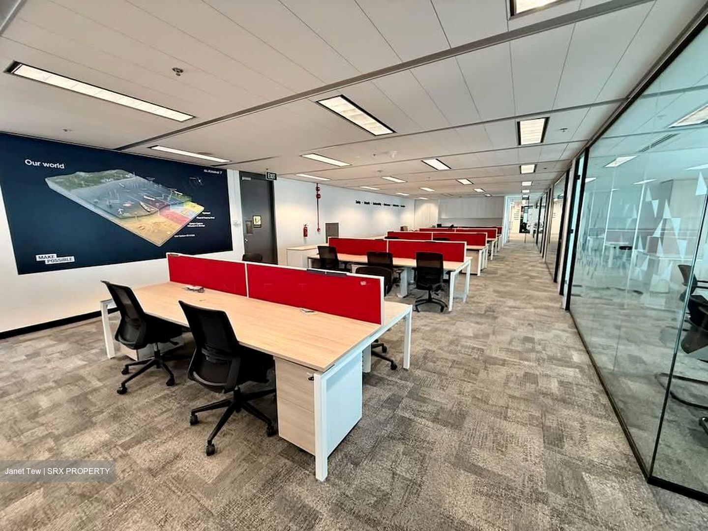 Gateway West (D7), Office #587569391